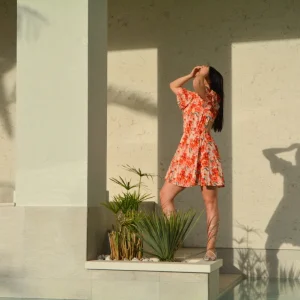 Abito con fiori Frivolité