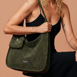 BORSA A SPALLA SCAMOSCIATA CON PORTAMONETE