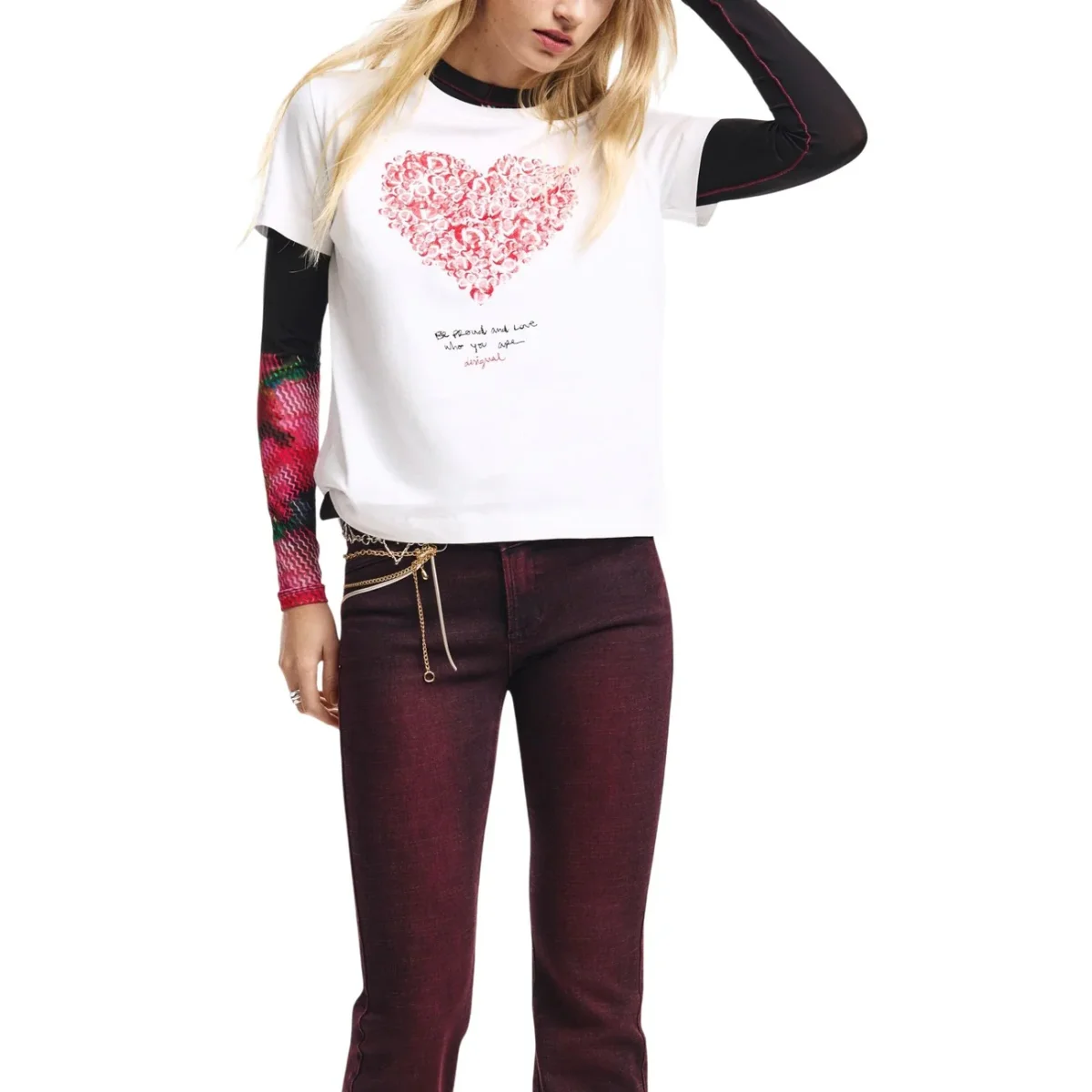 Desigual T-Shirt manica corta con cuore Donna 26SWTK06 - immagine 2